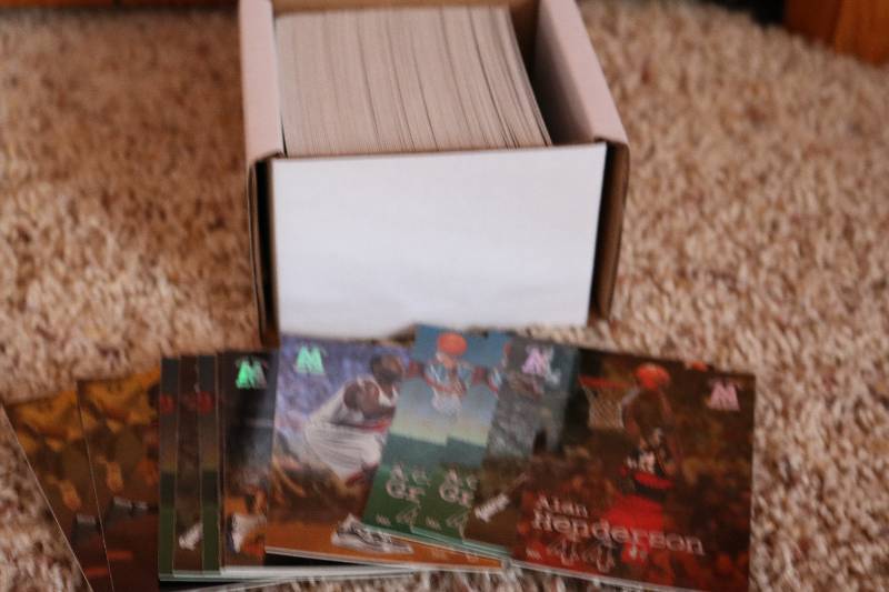 Box of 1998-99 molten metal basketb...