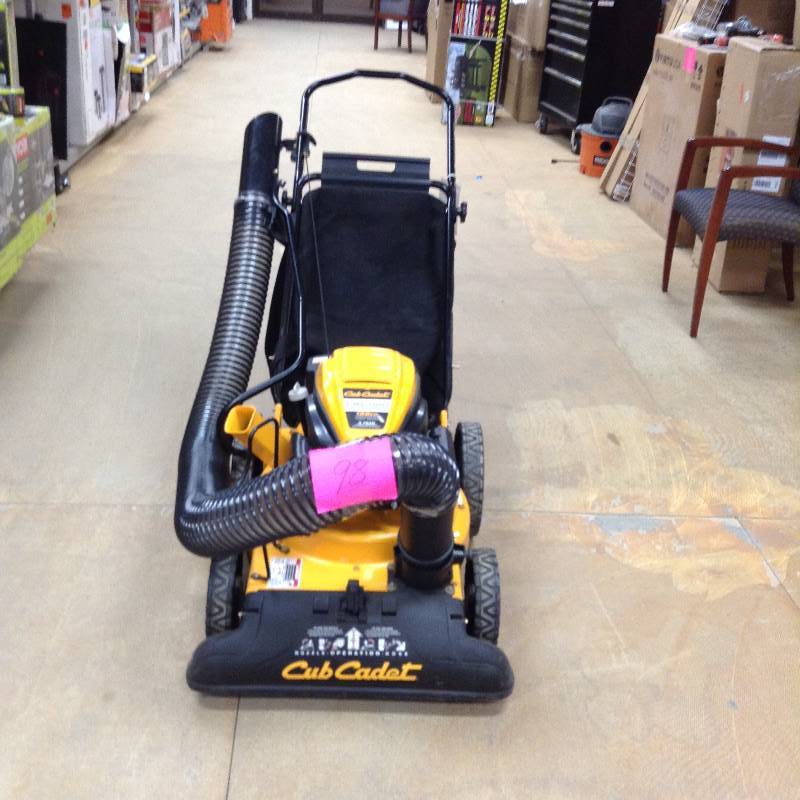 lot 98 image: Cub Cadet 1.5 in. 159cc Gas Chipper Shredder Vacuum in like new condition