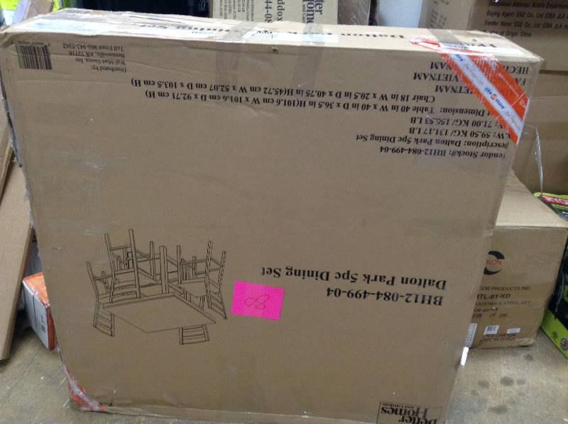 lot 80 image: BH12-084-499-04 Dalton Park 5 Pc Dining Set Never used