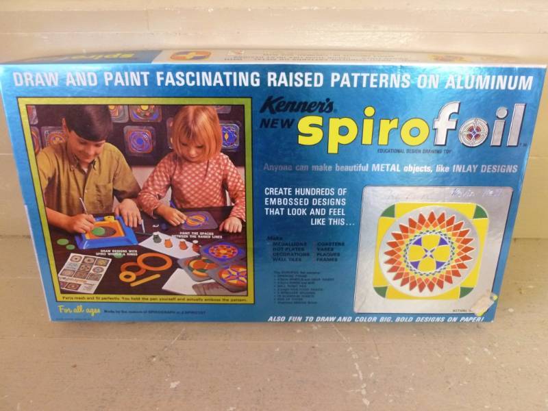 lot 45 image: Vintage Spirofoil