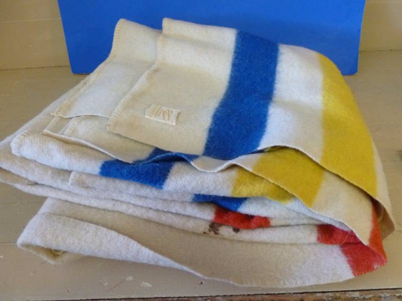 lot 50 image: Vintage Wool Blanket