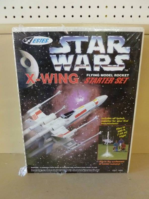 lot 51 image: Star Wars Rocket Kit