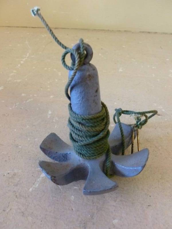 lot 57 image: Vintage Herters Decoy Weight