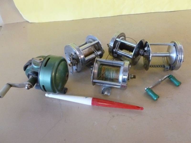 lot 96 image: Vintage Fishing Reels