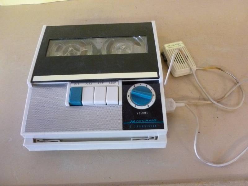 lot 99 image: Vintage Electronics