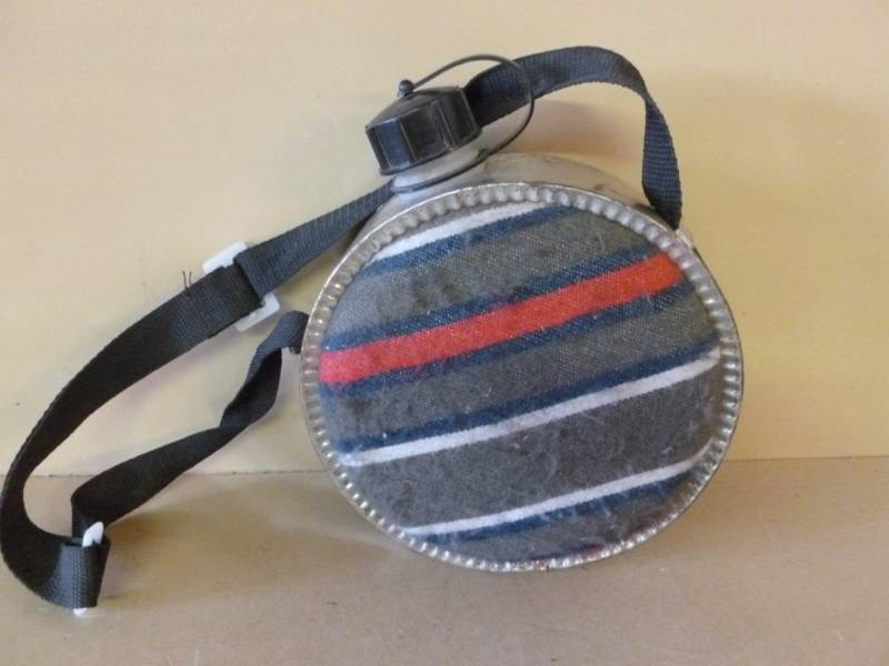 lot 153 image: Vintage Water Canteen