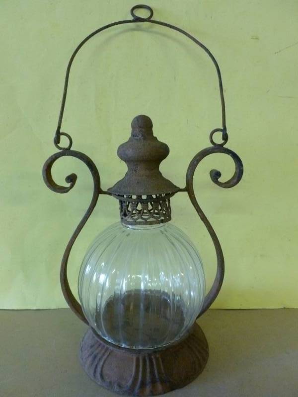 lot 175 image: Candle Lantern