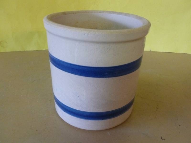 lot 178 image: Lard Crock