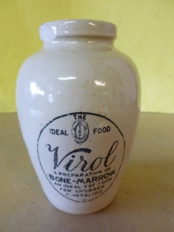 lot 179 image: Vintage Crock Container