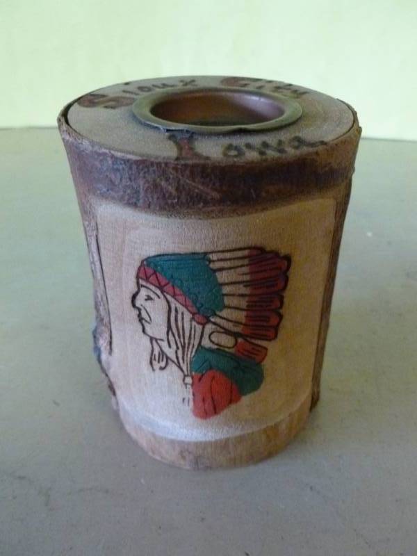 lot 219 image: Vintage Coin Bank