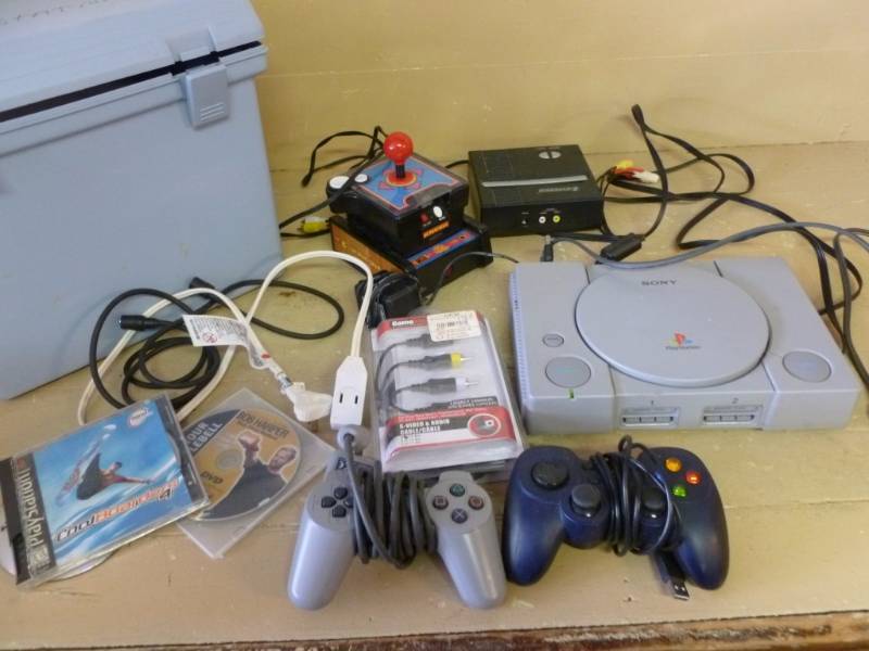lot 242 image: Sony Playstation