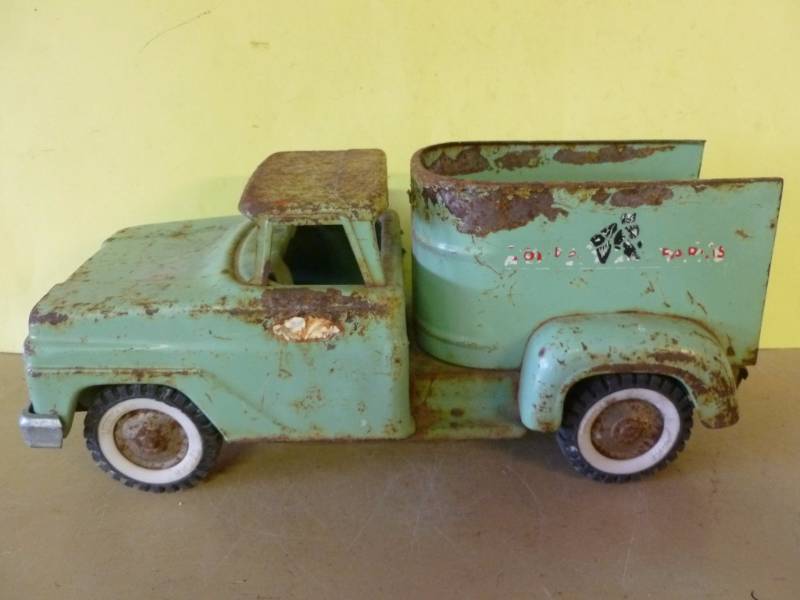 lot 245 image: Vintage Tonka