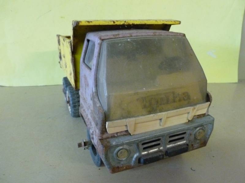 lot 247 image: Vintage Tonka
