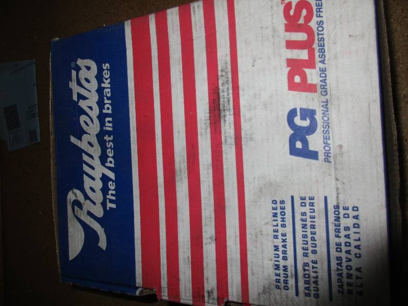 lot 59 image: Raybestos PG plus premium drum brake shoes