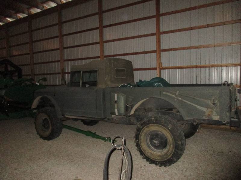 lot 1 image: Kaiser Jeep Truck