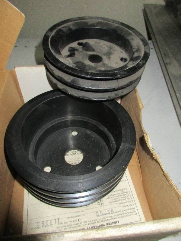 lot 113 image: 2 pulleys  - see pictures