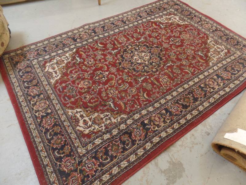AREA RUG