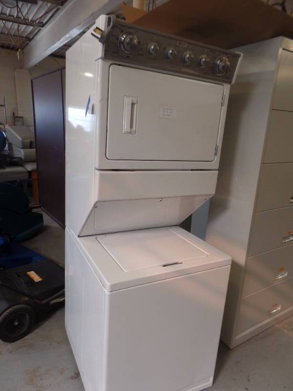 STACKING WASHER DRYER