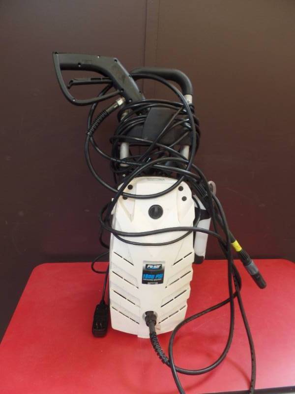 PRESSURE WASHER