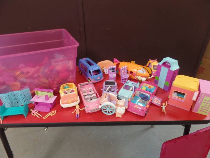 POLLY POCKETS AND MORE
