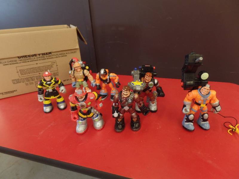 SPACE AGE ACTION FIGURES
