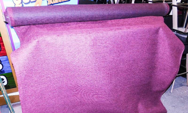 lot 1006 image: UPHOLSTERY  Maroon