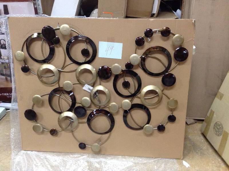 Multi-Colored Geometric Circles Wall Dcor - Stratton Home Dcor SHD0002 never used