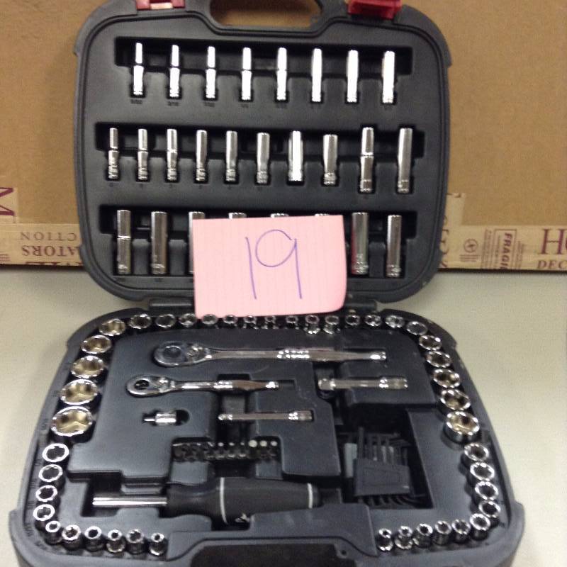 Husky 100 PC Mechanics Tool Set