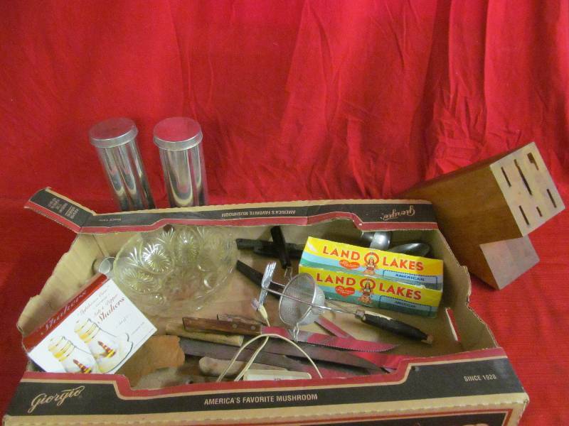 vintage kitchen ware