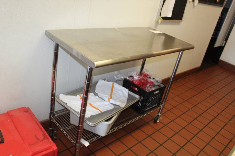 lot 59 image: NSF Rolling Prep Table