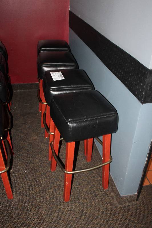 lot 232 image: Lot of (4) Black Bar Stools