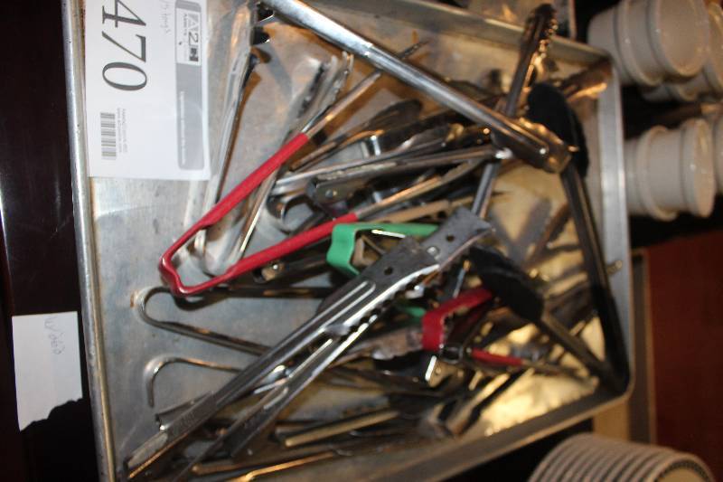 lot 470 image: Lot of (15) Food Tongs