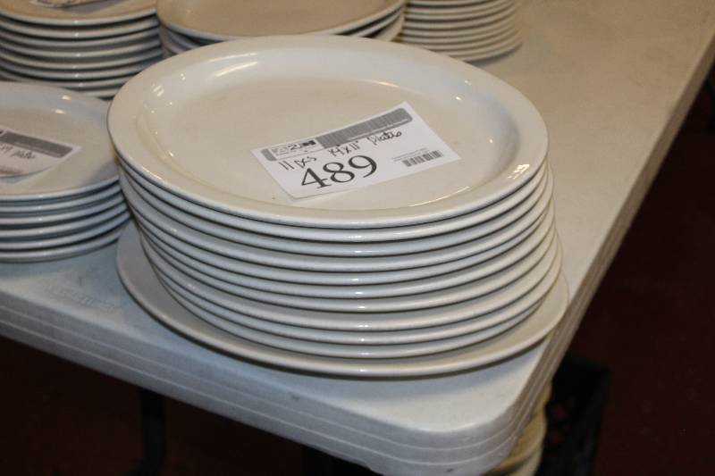 lot 489 image: Lot of (11) Homer Laughlin China 14x11in. Steak Plates