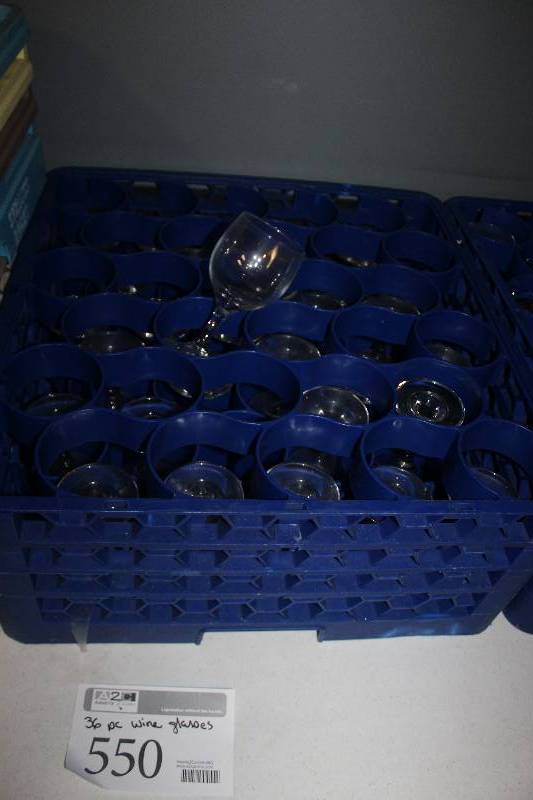 lot 550 image: Lot of (36) Wine Glasses