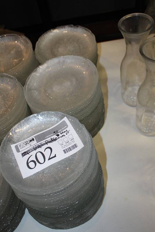 lot 602 image: Lot of (90) Glass 6.5in. Salad Plates