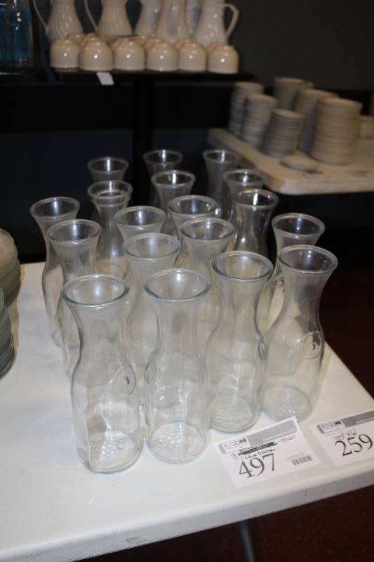 lot 497 image: Lot of (18) 1-Liter Glass Carafe