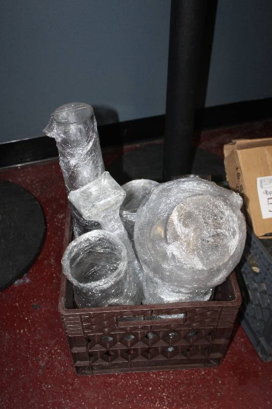 lot 592 image: Lot of (7) Glass Flower Vases
