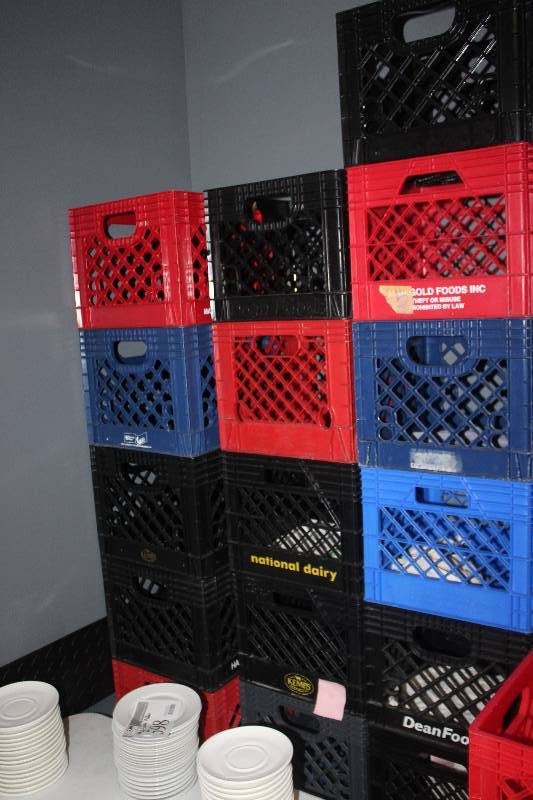 lot 594 image: Lot of (20) Milk Crates