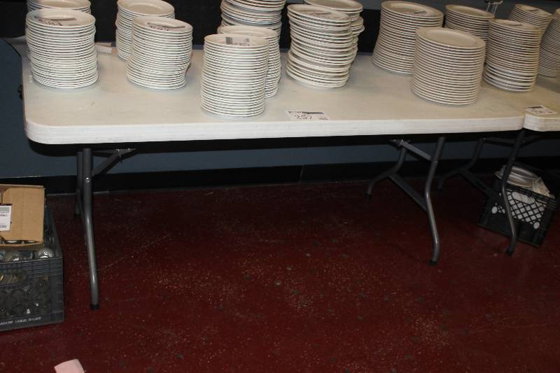 lot 257 image: Lifetime 6ft. Folding Table