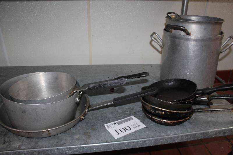 lot 100 image: Lot of (10) Kitchenware Includes 5) Pots, 5) Pans