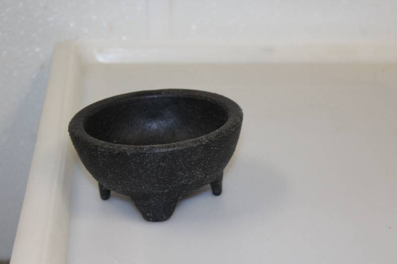 lot 74 image: Lot of (75) Serving Bowls