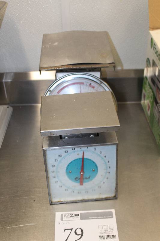lot 79 image: Lot of (2) Edmund, Yamato Analog Dial Scales