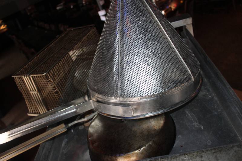 lot 180 image: Commercial Stainless Steel Strainers