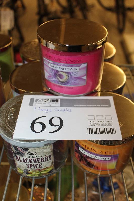 Lot of (7) Large Scented Candles