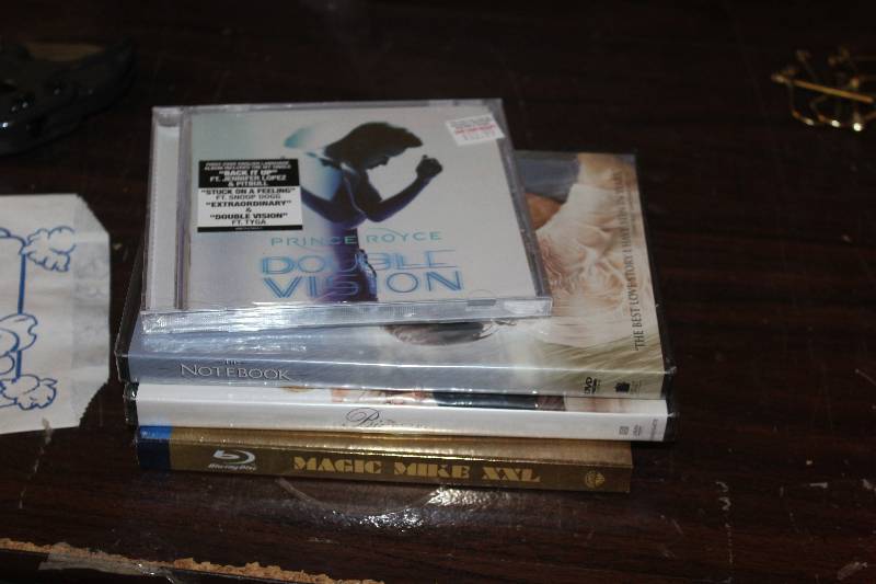 Lot of (4) Digital Media Includes 3) DVD AND 1) CD
