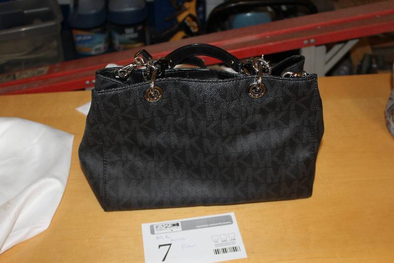 Womens Michael Kors Purse