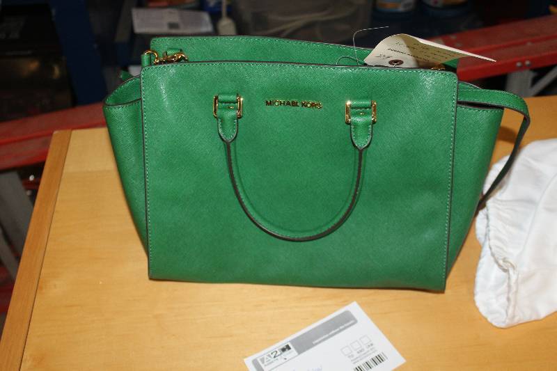 Womens Michael Kors Purse