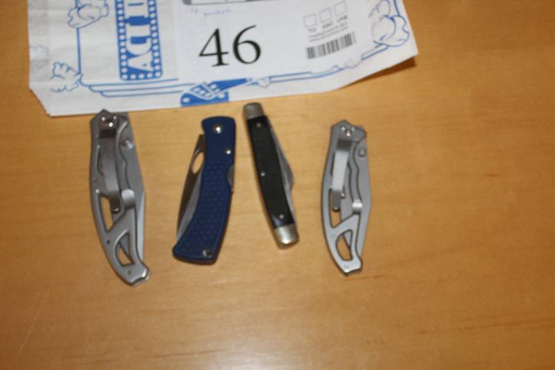 Lot of (4) Pocket Knives