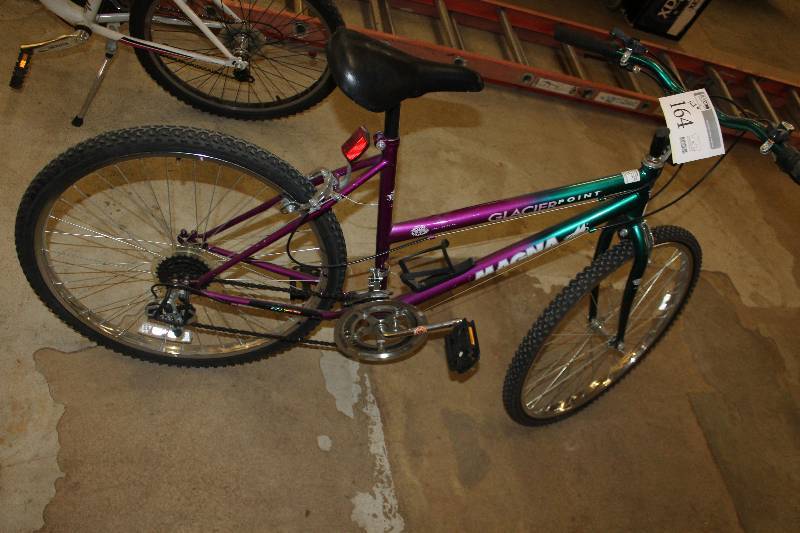 Magna 22in. Bike