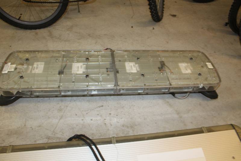 Federal Signal Legend Emergency Light Bar